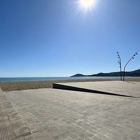 4 Couchages, Terrasse Et Barbecue, Proche Plages Et Commerces - - Fr-1-225-114 Apartment